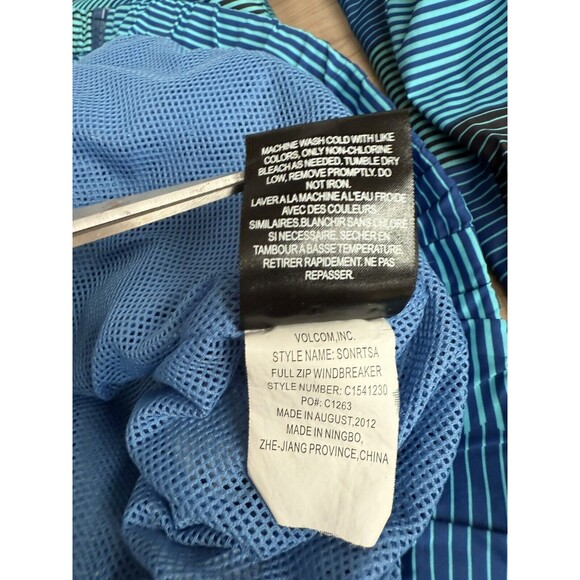 Volcom Hoodie Windbreaker Jacket Zip Boys  Large Blue Stripe Surf skateboard - Picture 9 of 11